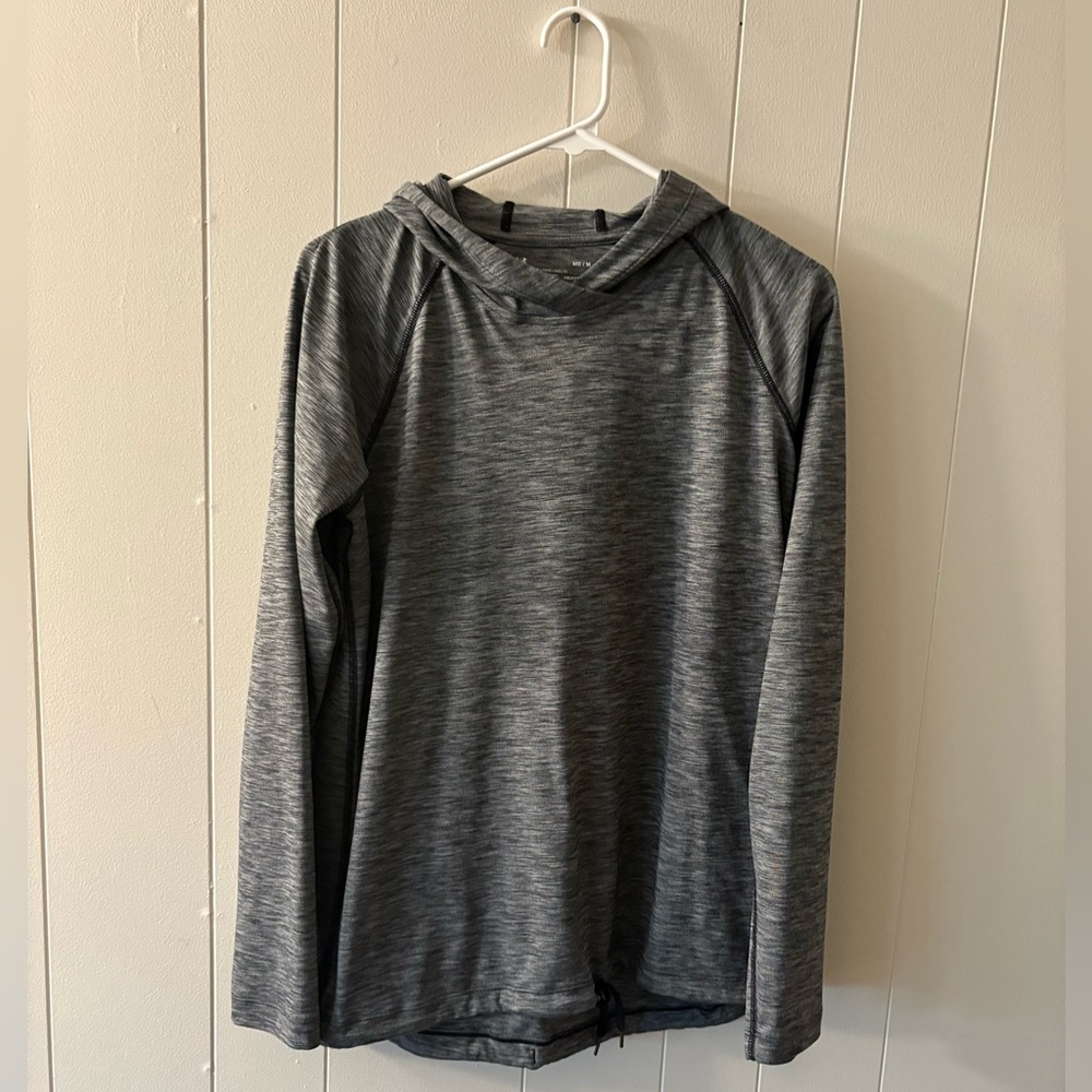Under Armour Gray Hoodie Womens Medium Casual Sporty Top